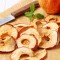 Чем полезны сушеные яблоки и могут ли они нанести вред здоровью?